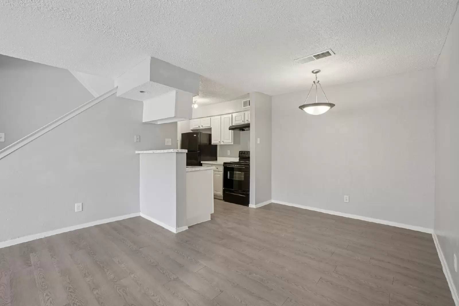 Property Image 104