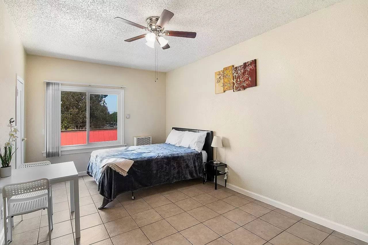 Property Image 46