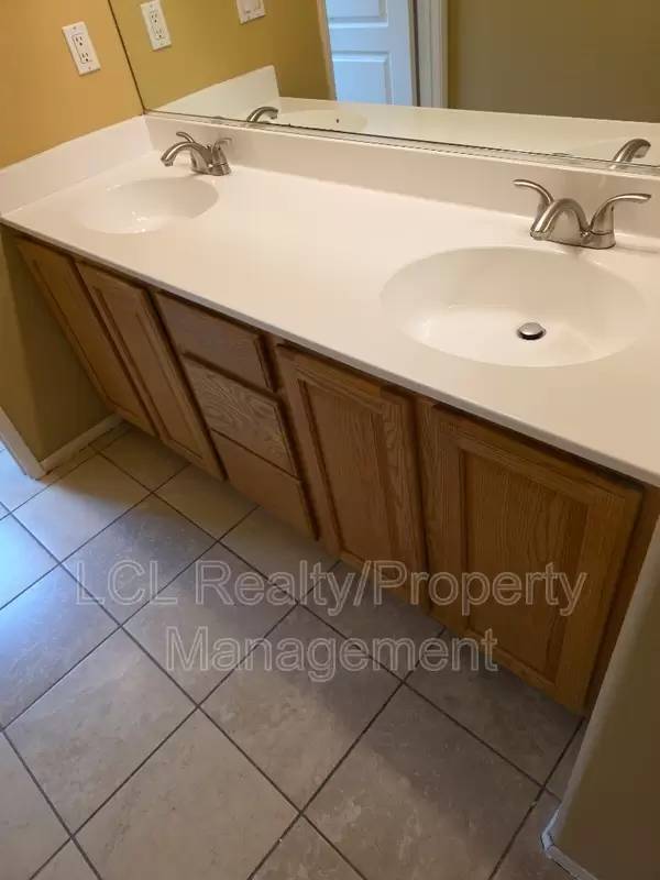 Property Image 66