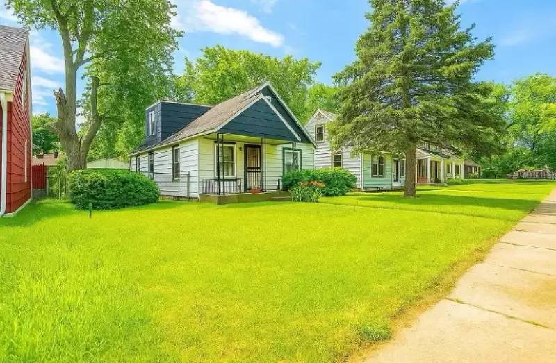 Property Image 4