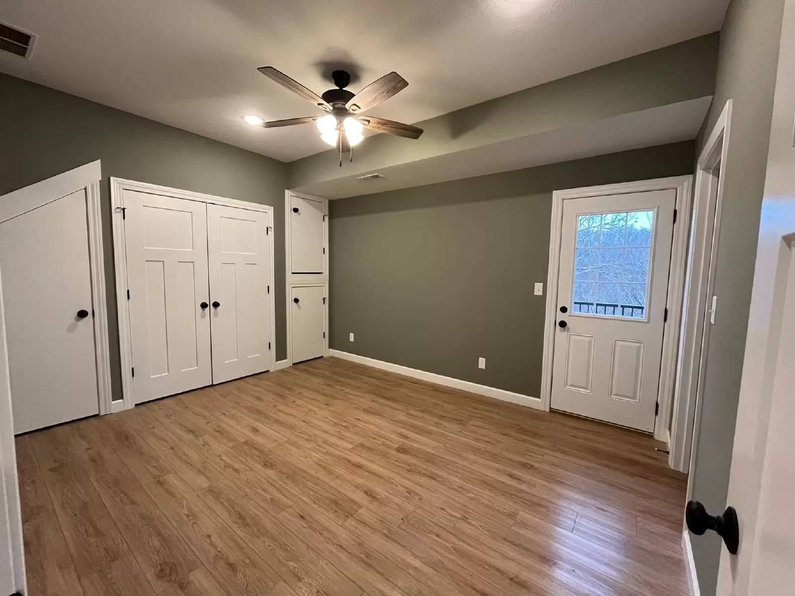 Property Image 136