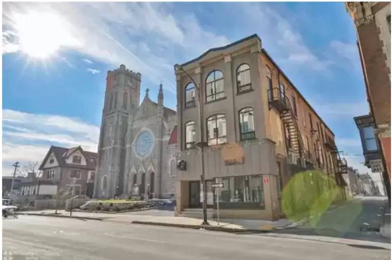 Property Image 1