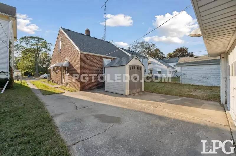 Property Image 37