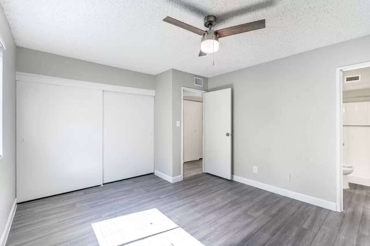 Property Image 118