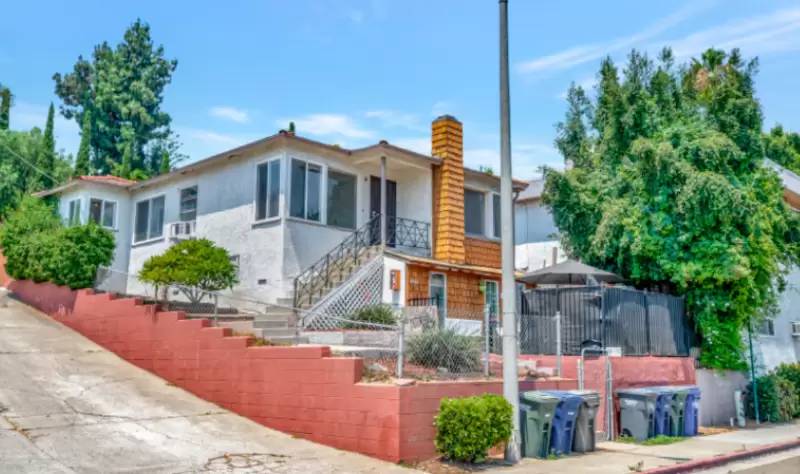 Property Image 1