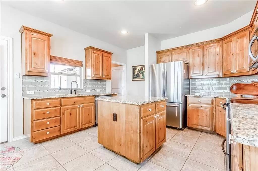 Property Image 8