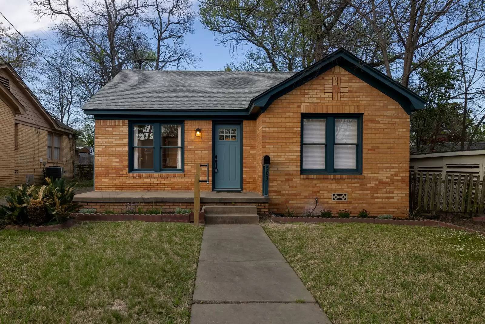 Property Image 1