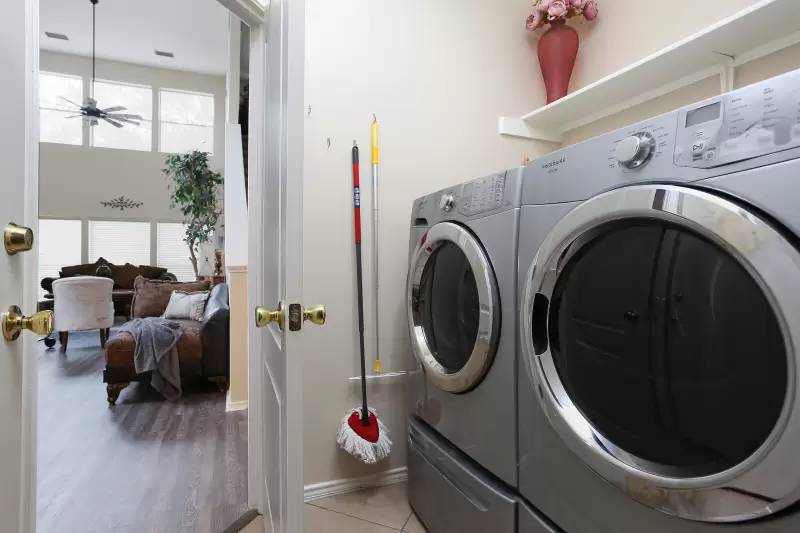 Property Image 33
