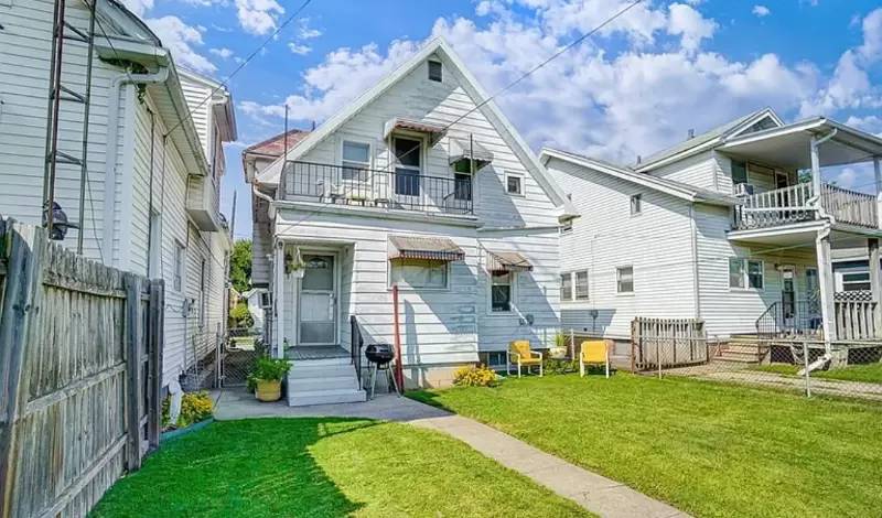 Property Image 4