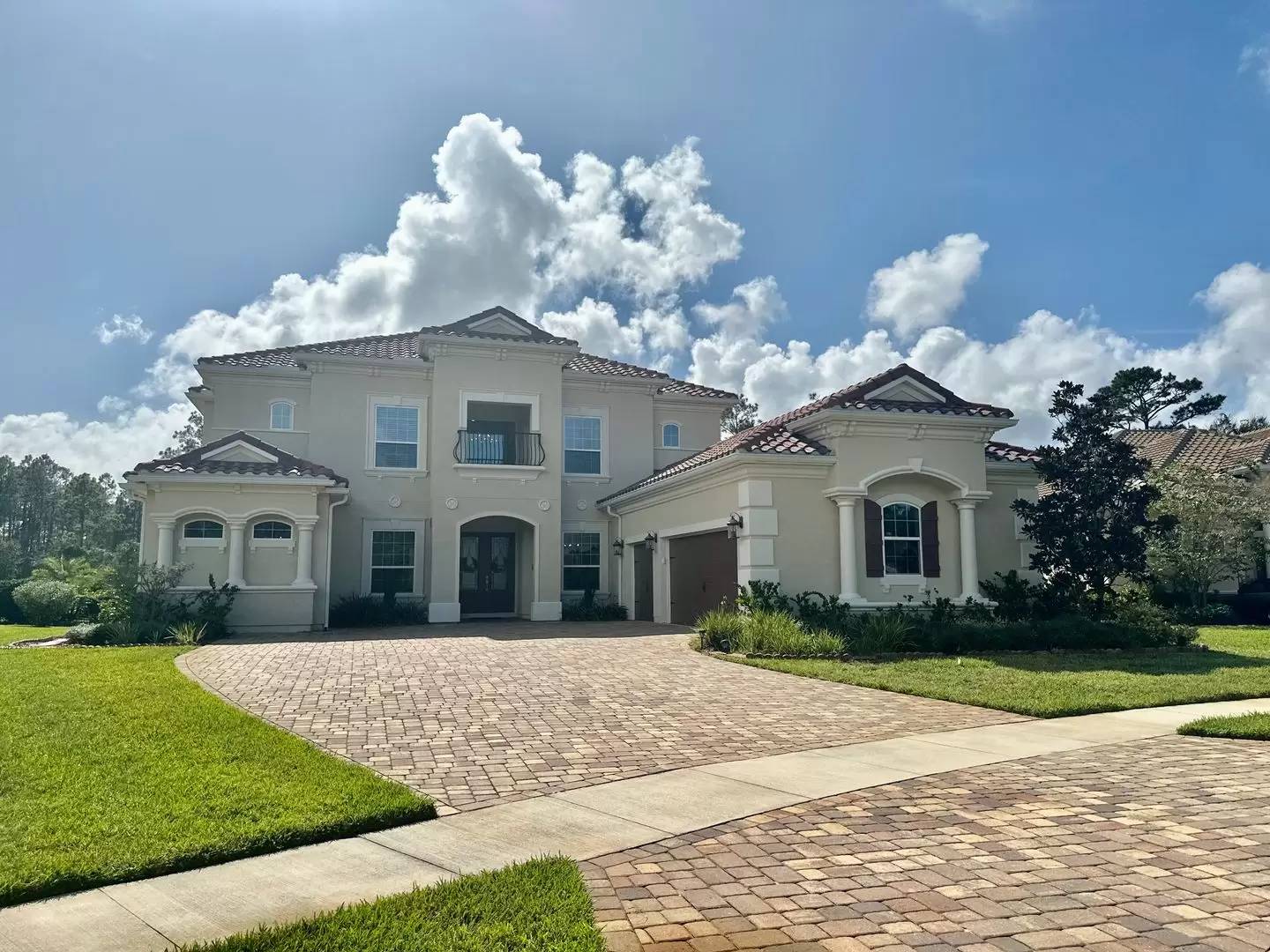 Property Image 100