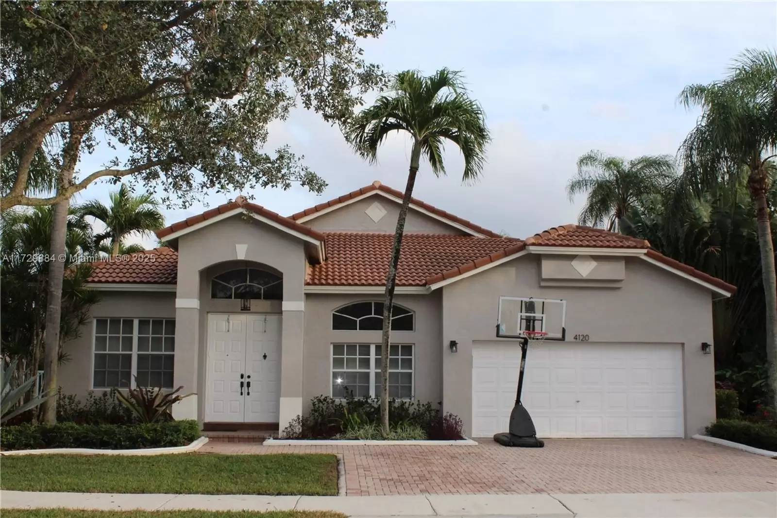 Property Image 6
