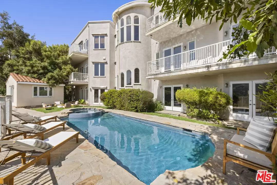 Property Image 18