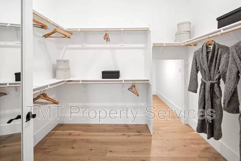 Property Image 74