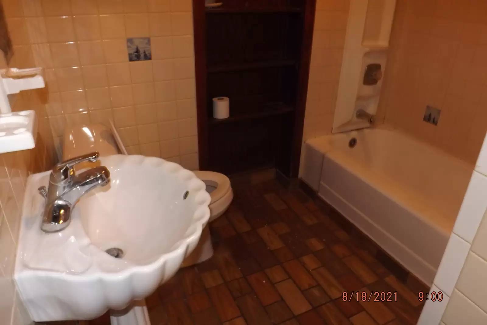 Property Image 8