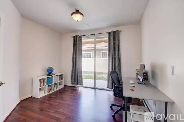Property Image 6