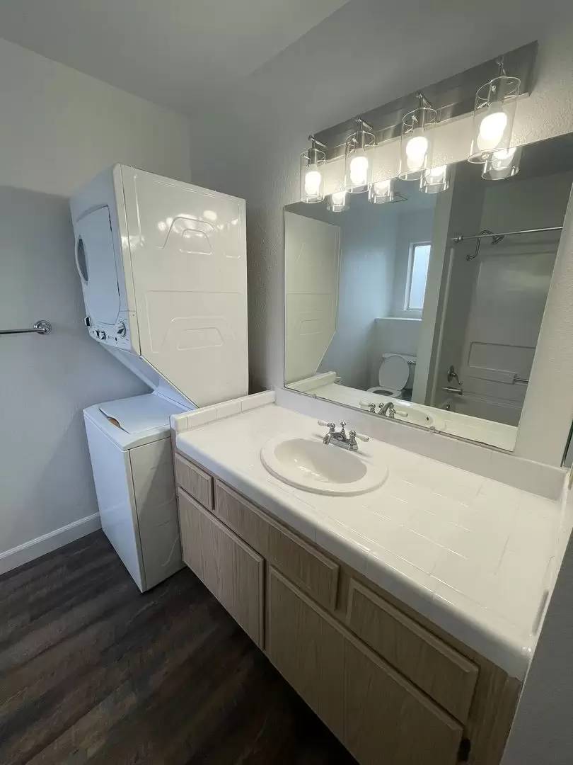 Property Image 101