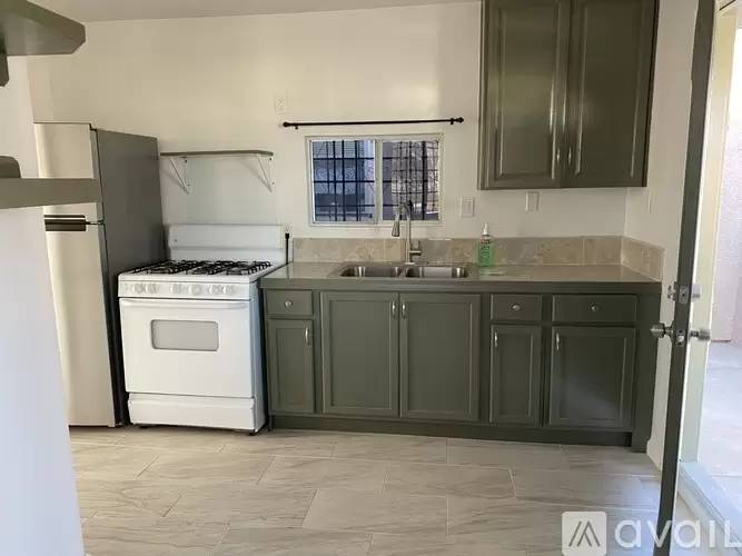 Property Image 12