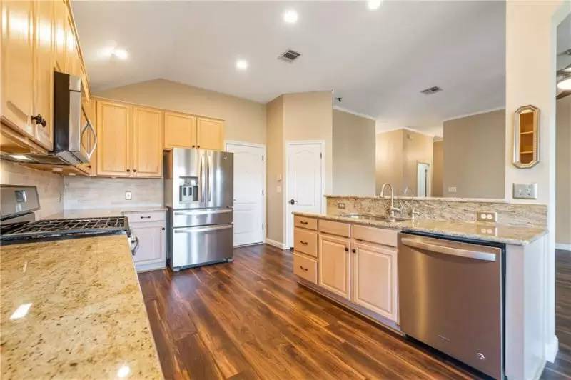 Property Image 9