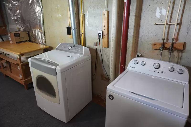 Property Image 9