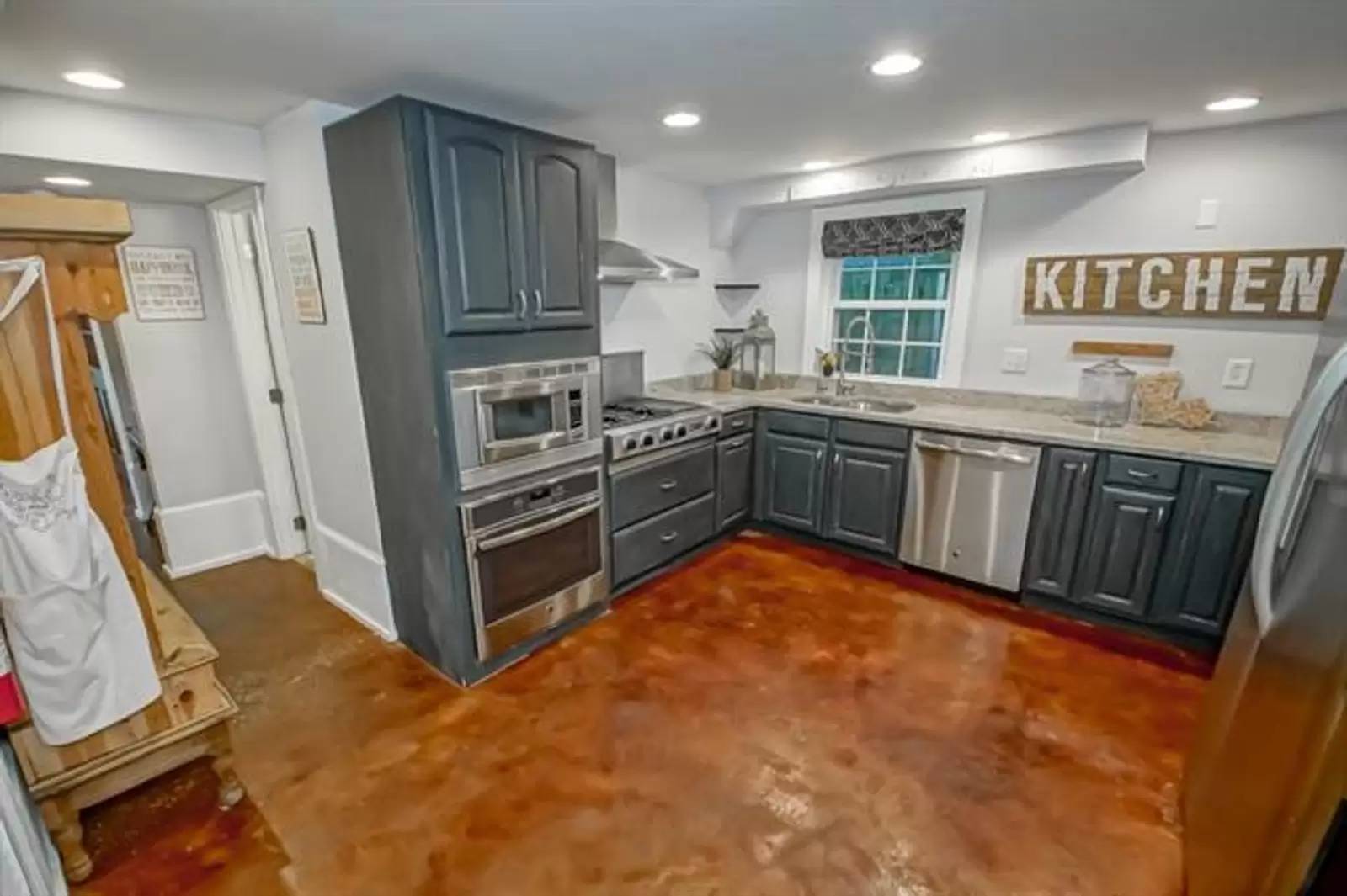 Property Image 8