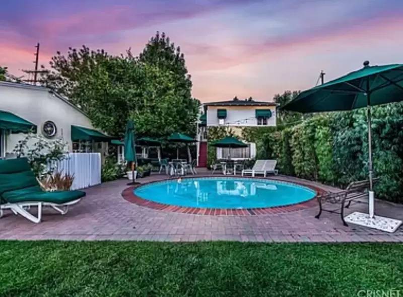 Property Image 1