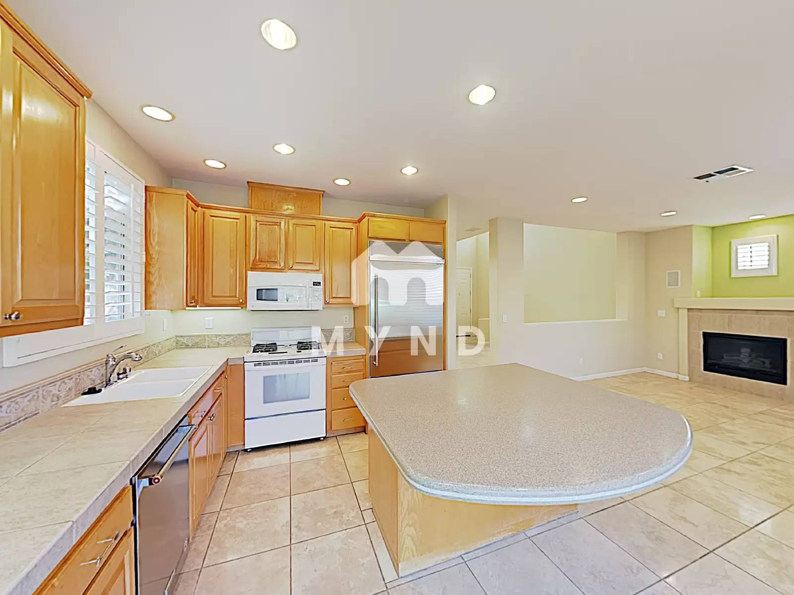 Property Image 4