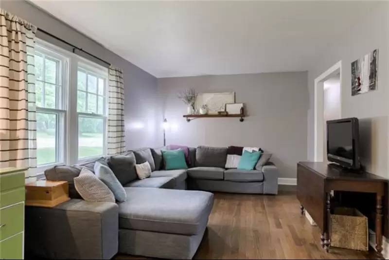 Property Image 6