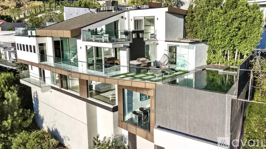 Property Image 81