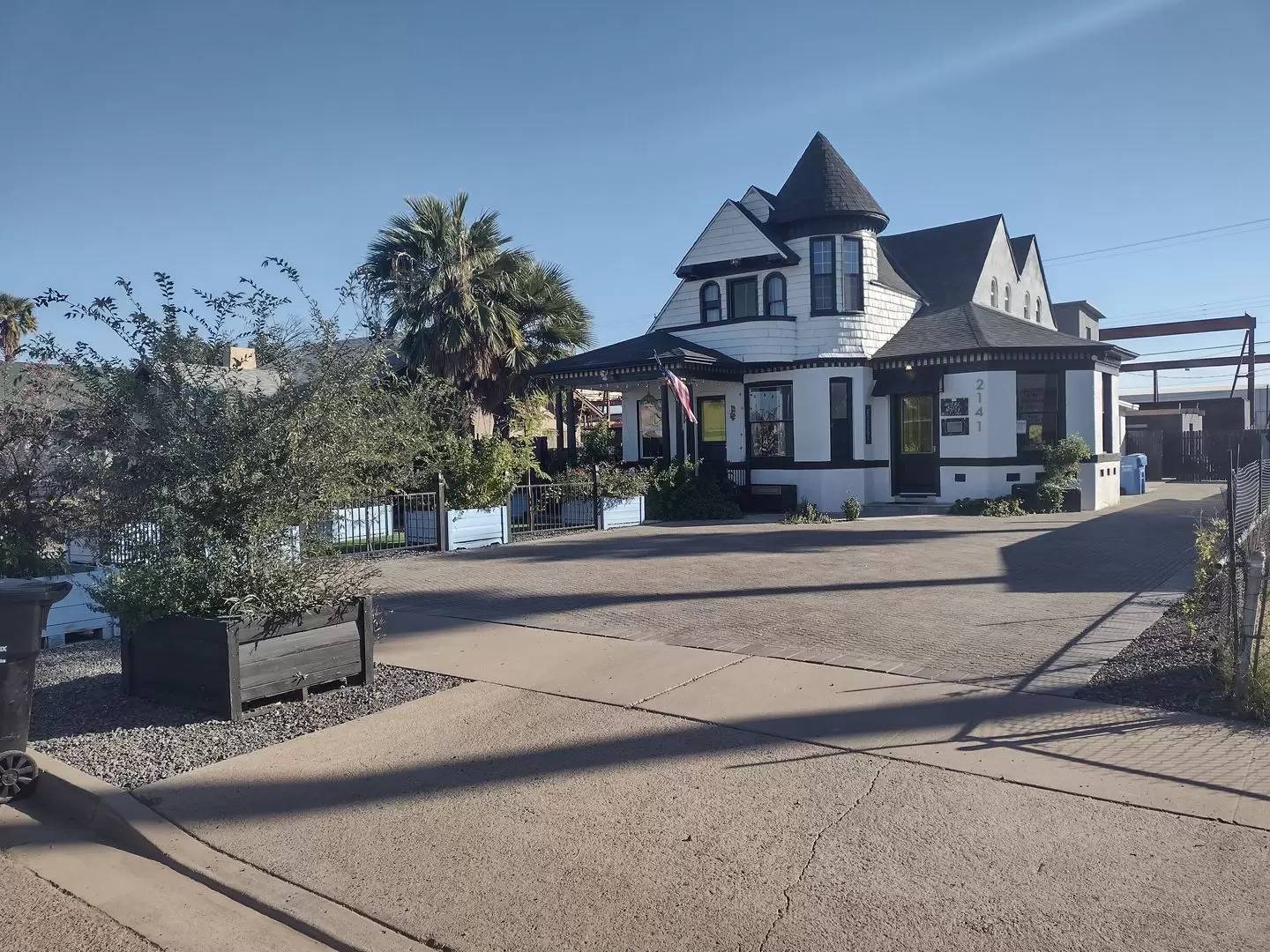 Property Image 1