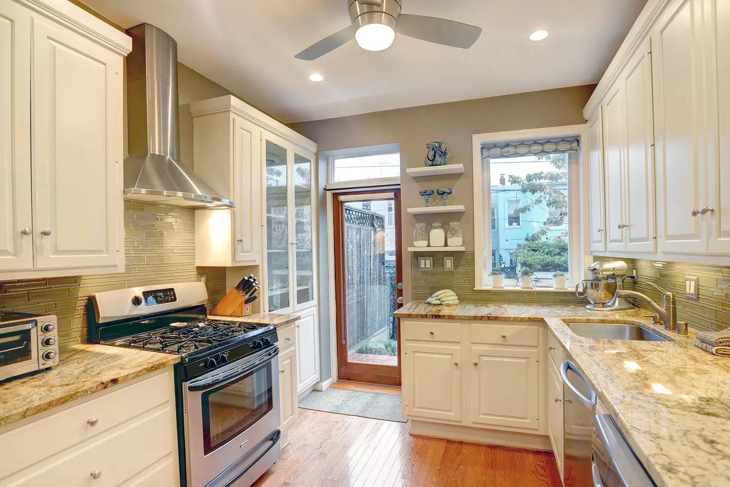 Property Image 8