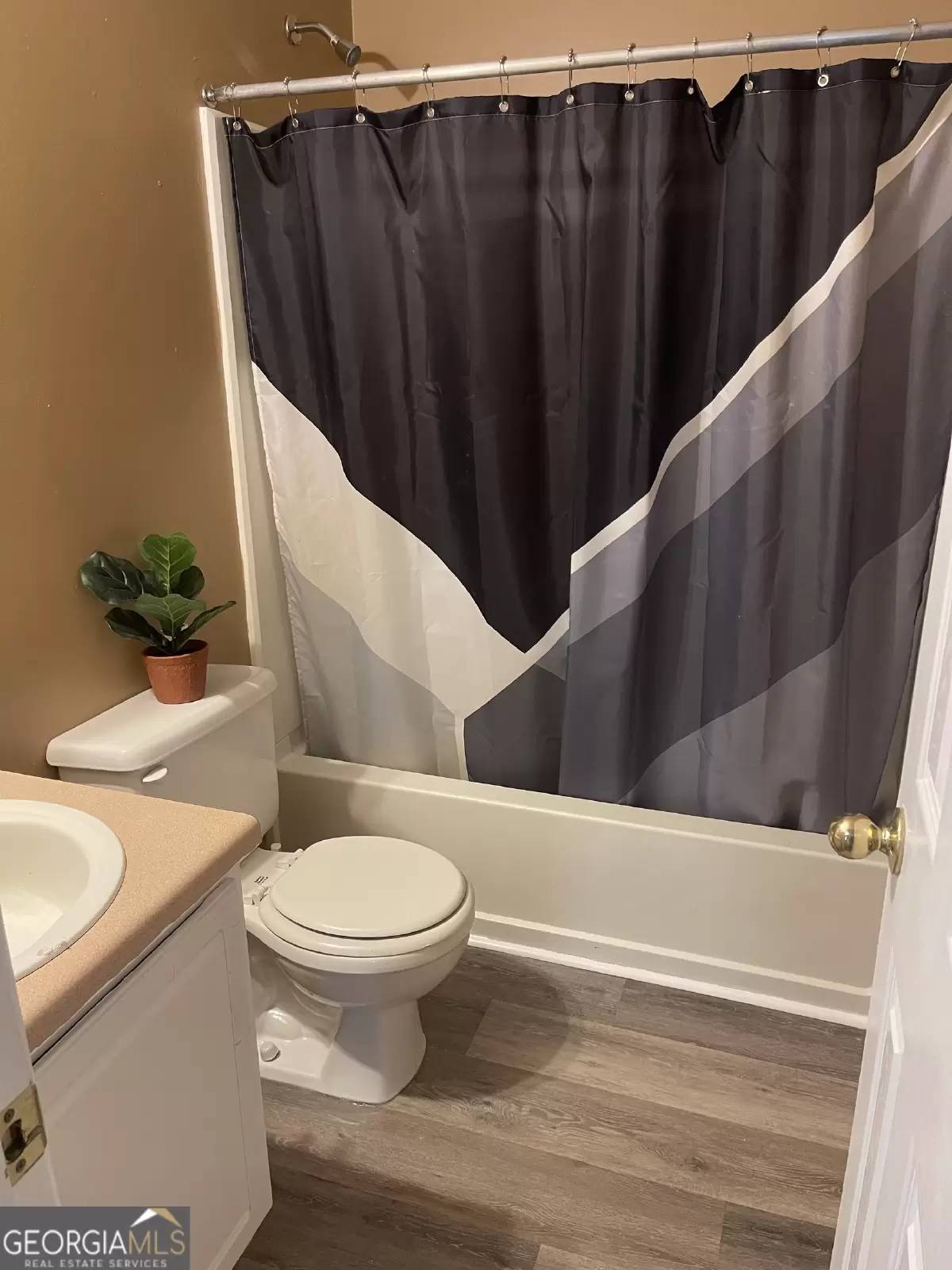 Property Image 24