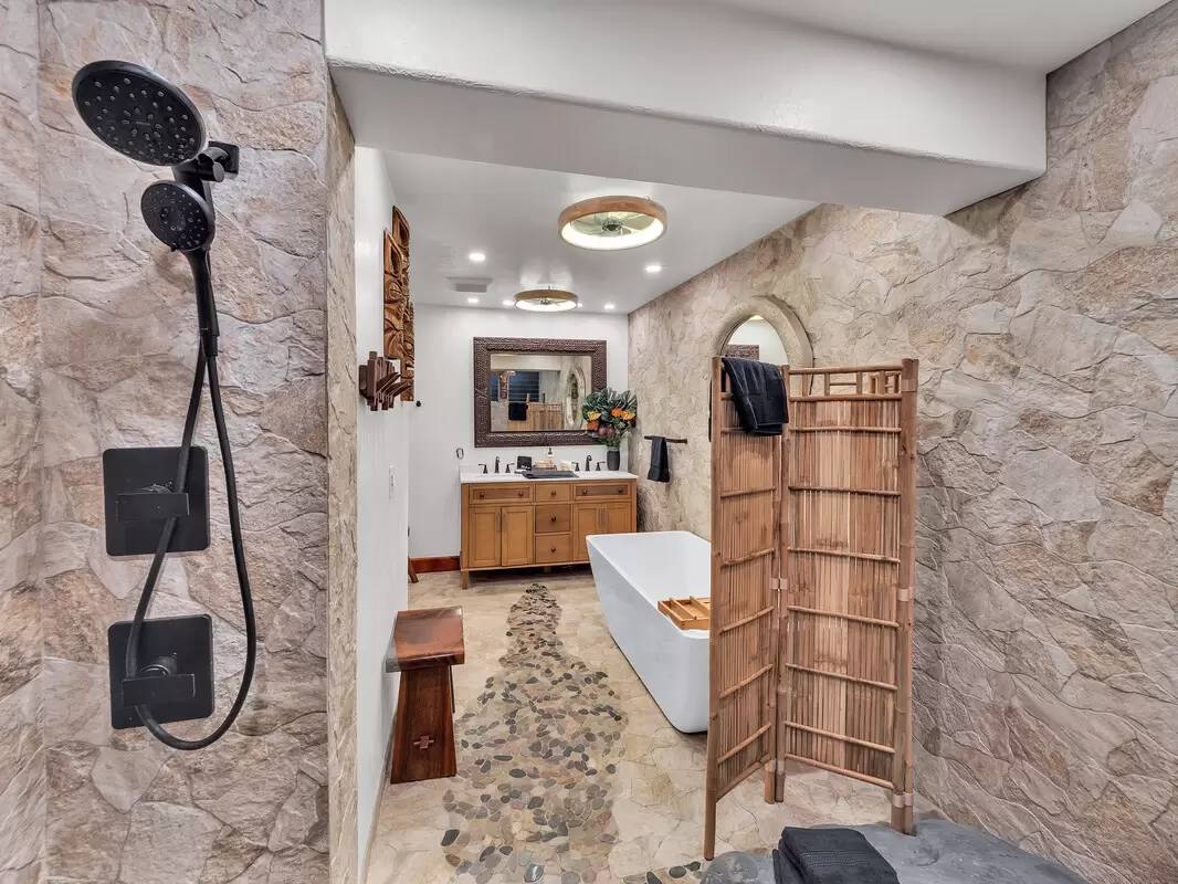 Property Image 106