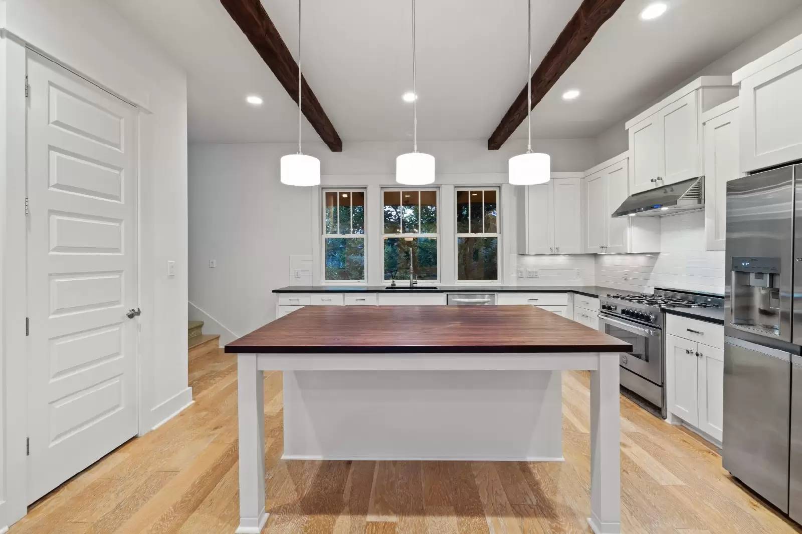 Property Image 104