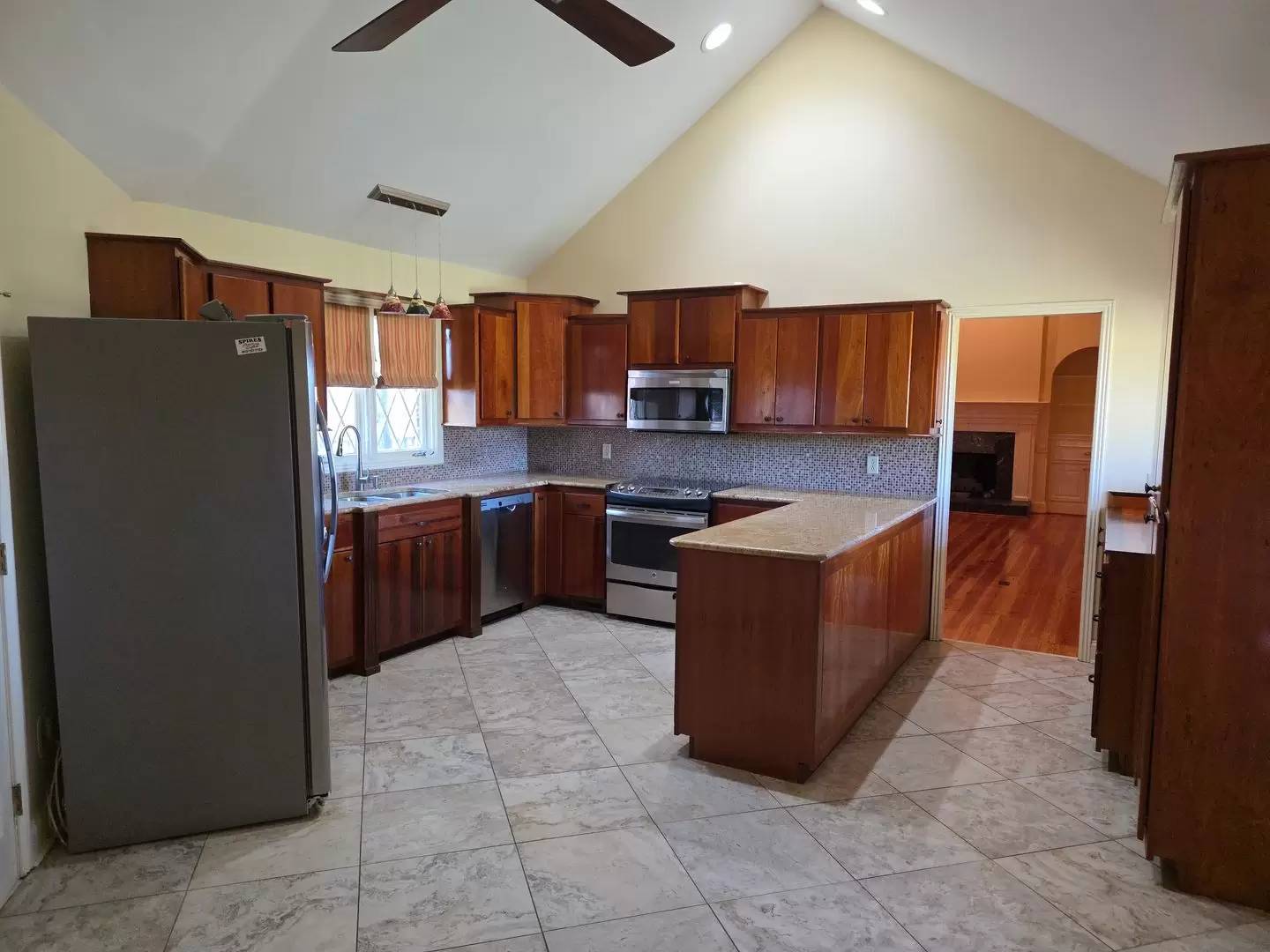Property Image 6
