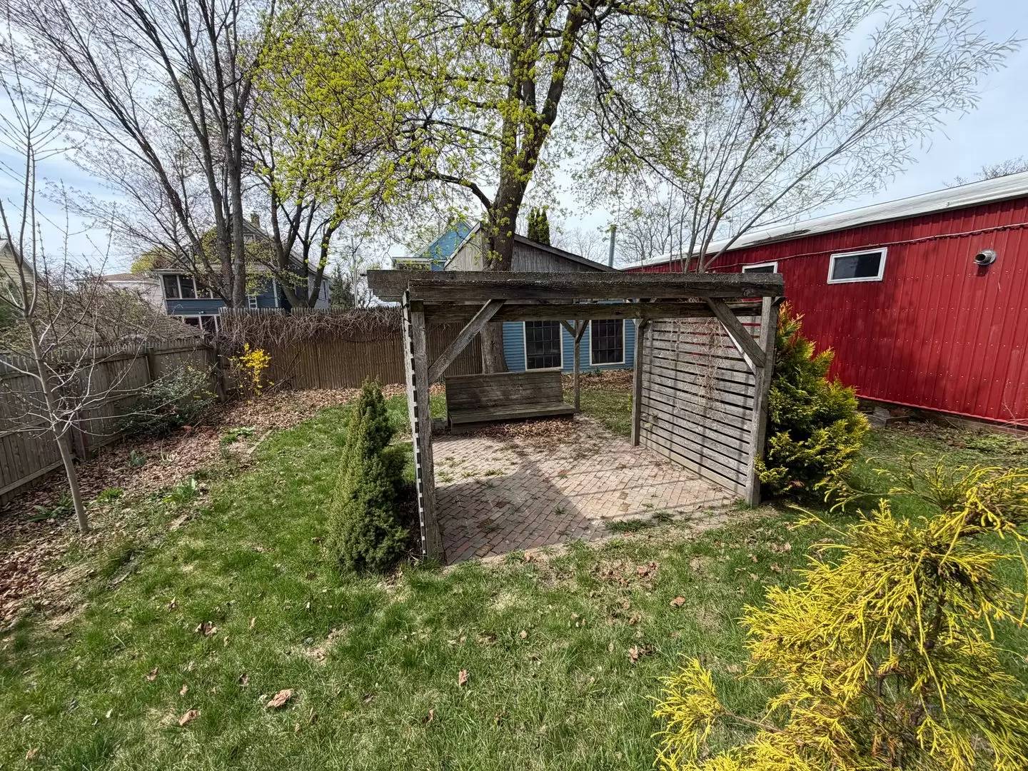 Property Image 4