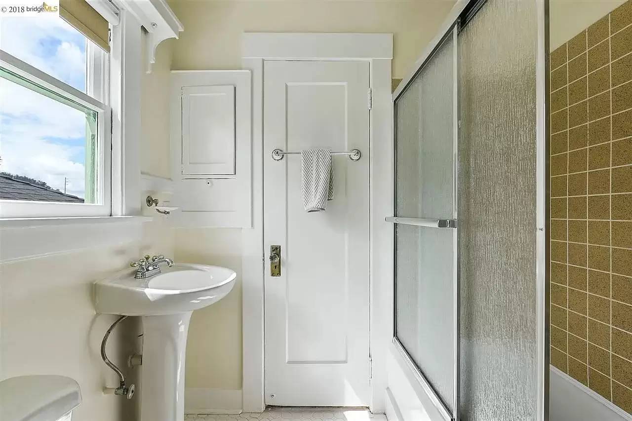 Property Image 76