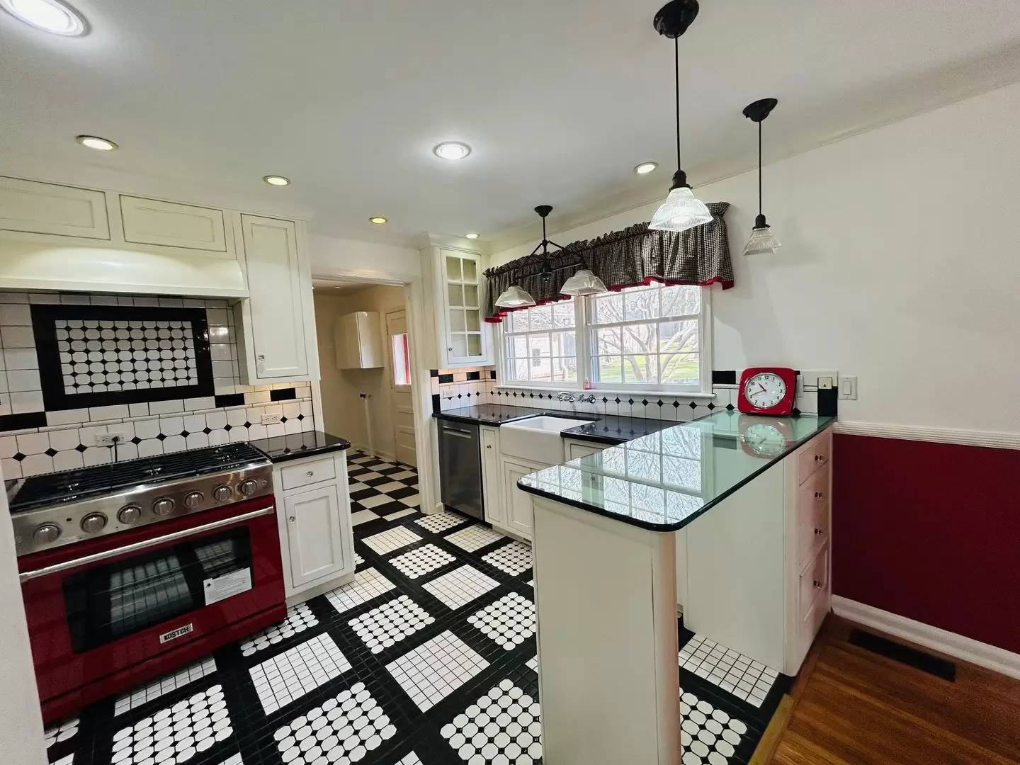Property Image 9