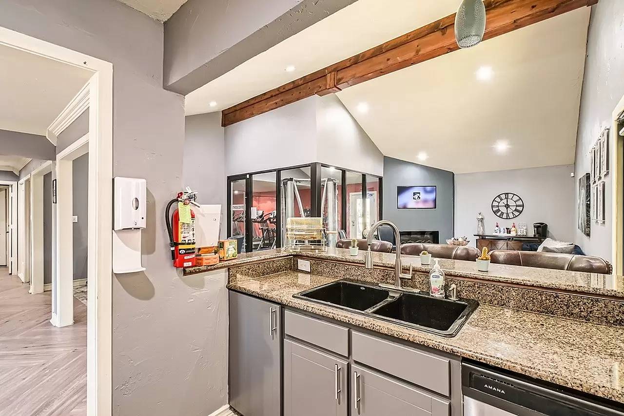 Property Image 71