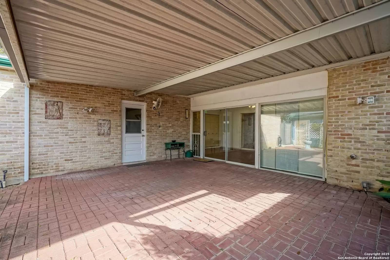 Property Image 36