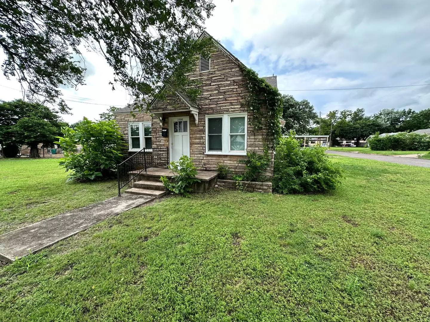 Property Image 1