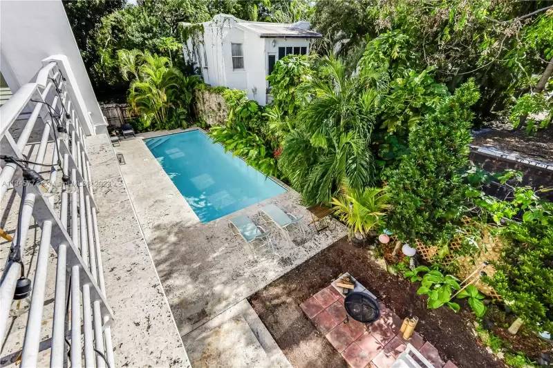 Property Image 36