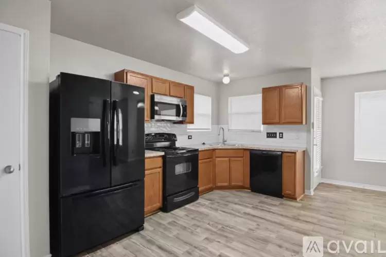 Property Image 6