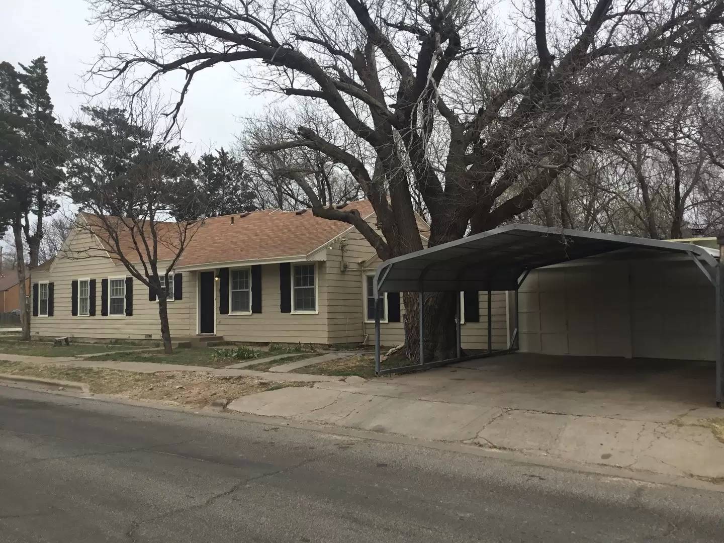 Property Image 4