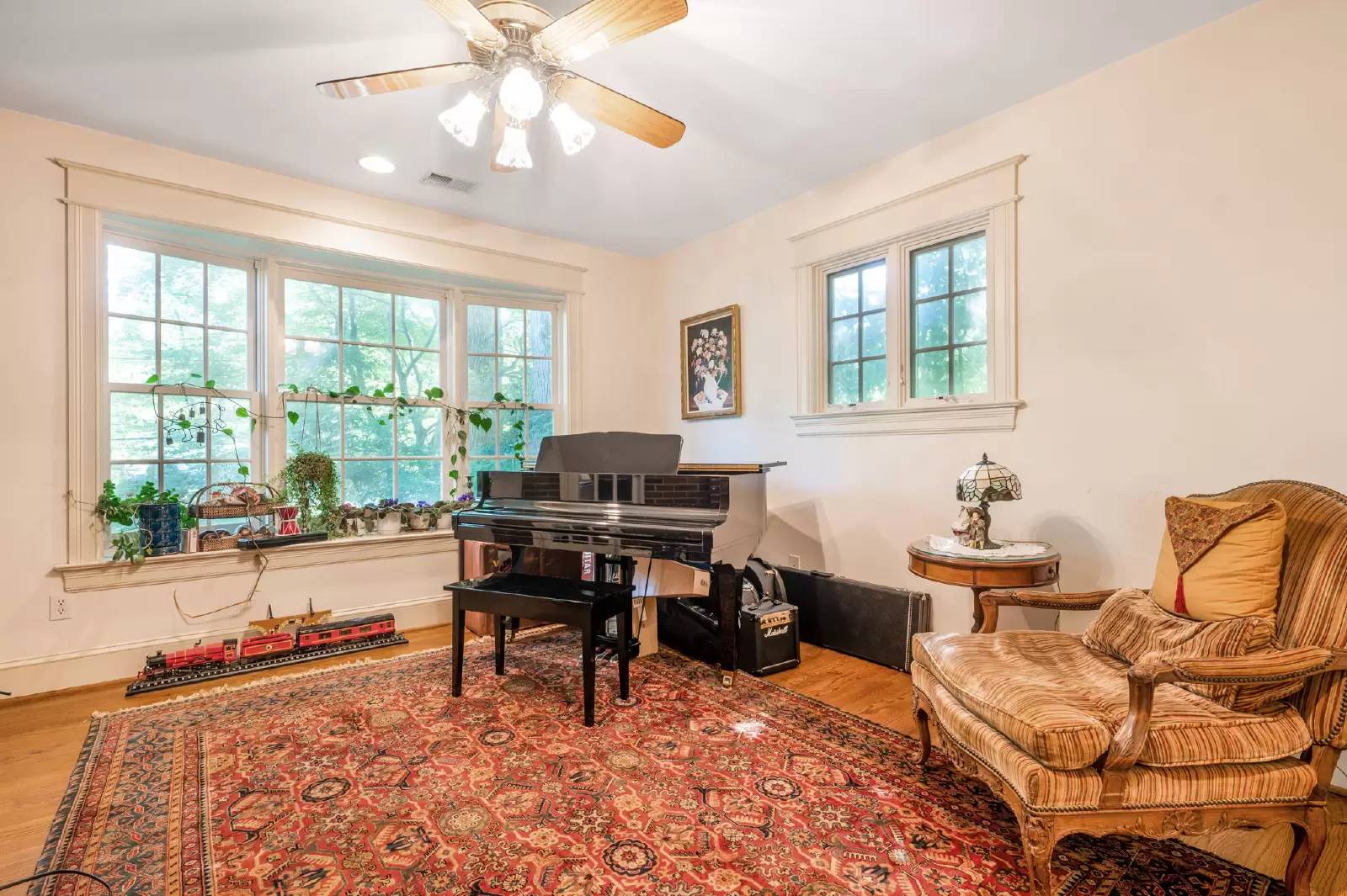 Property Image 6