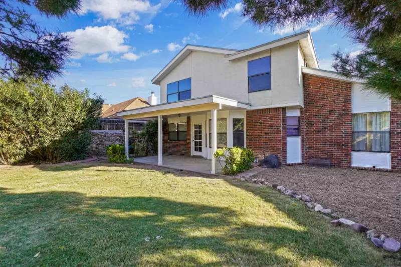 Property Image 8