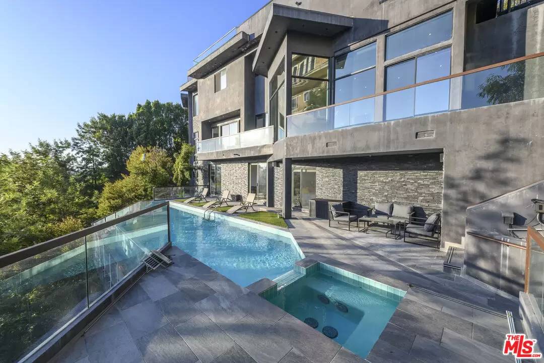 Property Image 50