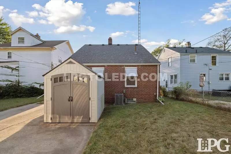 Property Image 38