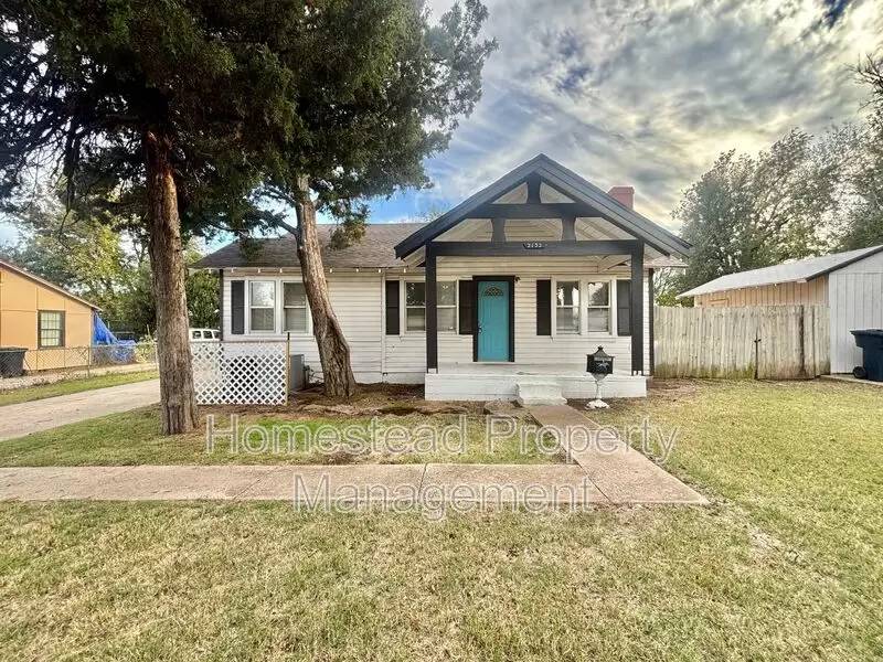 Property Image 1