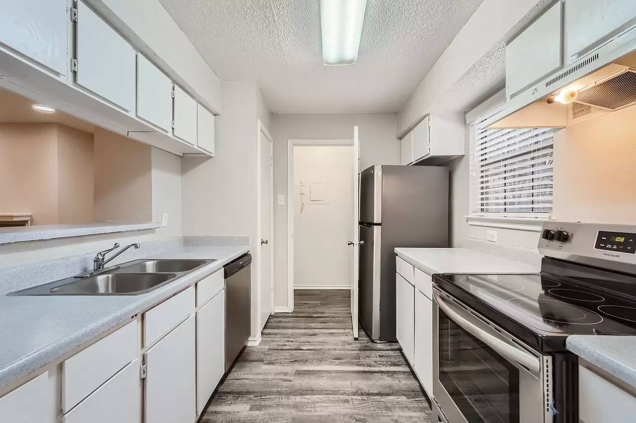 Property Image 93