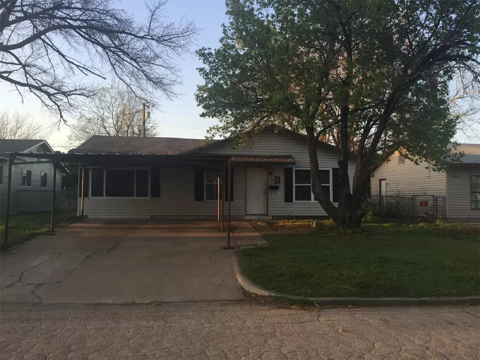 Property Image 1